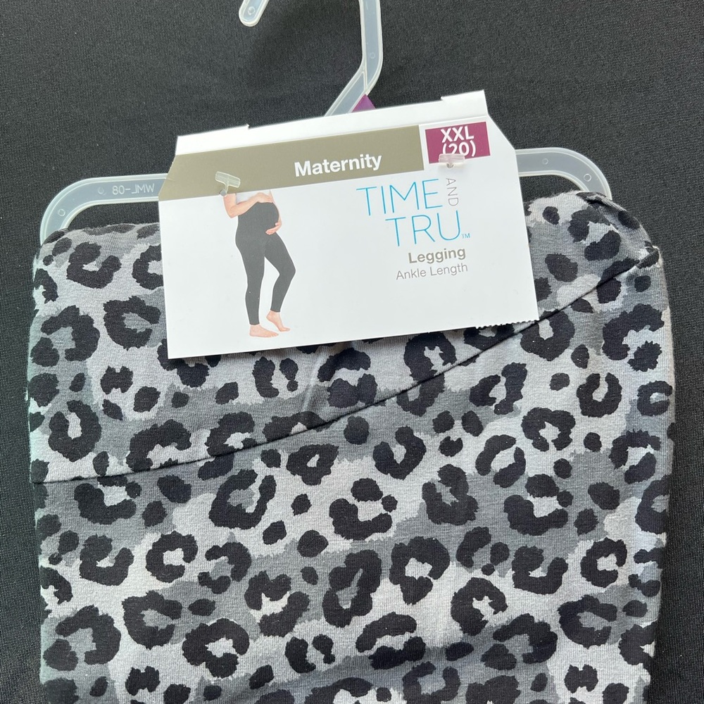 Time and Tru Women's Leopard Print Ankle Length Maternity Leggings Size: XXL